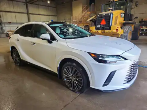 2T2BBMCAXPC019424 — 2023 Lexus RX, photo 4 from Copart 06.10.2026, Minor dents and scratches