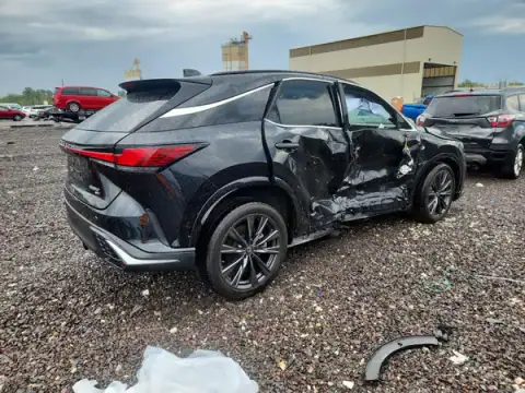 2T2BAMCA7RC056565 — 2024 Lexus RX, foto 3 de Copart, Lateral
