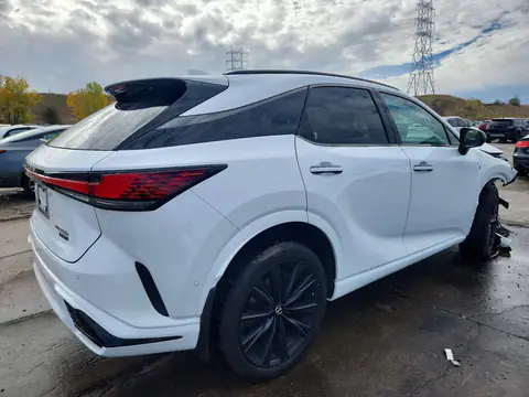 2T2BCMEA8RC020164 — 2024 Lexus RX, photo 3 from Copart, Front end