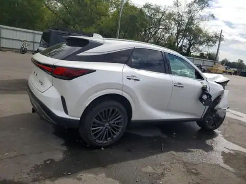 2T2BAMCA9SC104637 — 2025 Lexus RX, photo 3 from Copart 20.10.2026, Front end