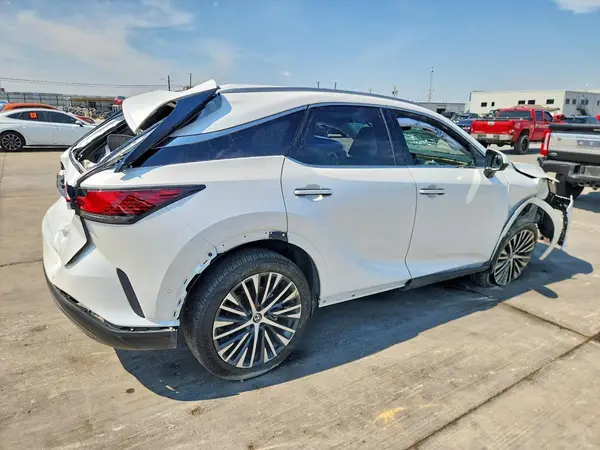2T2BAMBA0SC054678 — 2025 Lexus RX, фото 3 с аукциона Copart, Опрокидывание