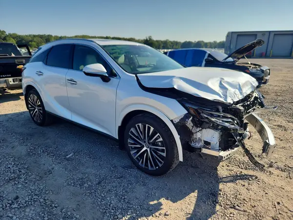 2T2BAMCA8TC148890 — 2026 Lexus RX, фото 4 с аукциона Copart, Передняя часть