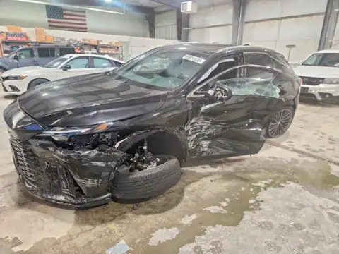 2T2BAMCA2TC144303 — 2026 Lexus RX, Lateral (Side), fotos antes de reparar
