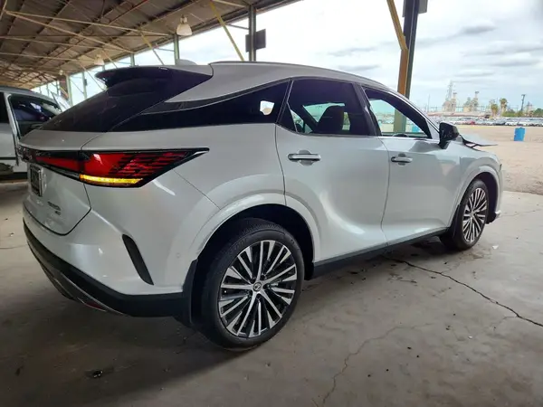 2T2BBMCA4TC148401 — 2026 Lexus RX, photo 3 from Copart, Front end