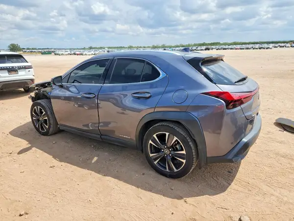 JTHP9JBH5M2042203 — 2021 Lexus UX, фото 2 с аукциона Copart, Передняя часть