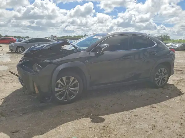 JTHE9JBH2M2043767 — 2021 Lexus UX, Передняя часть (Front End), фото до ремонта
