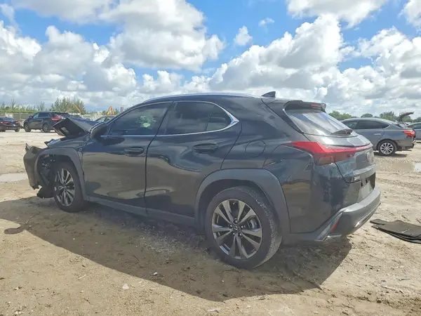 JTHE9JBH2M2043767 — 2021 Lexus UX, фото 2 с аукциона Copart, Передняя часть