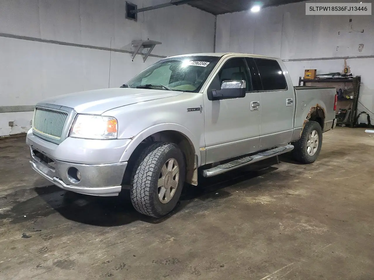 5LTPW18536FJ13446 Lincoln Mark LT 2006 — Front end damage, before-repair photo
