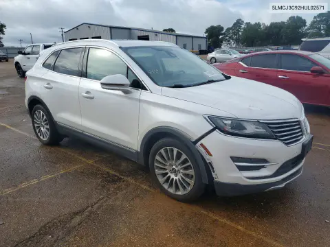 2017 Lincoln Mkc Reserve VIN 5LMCJ3C92HUL02571 фото 4