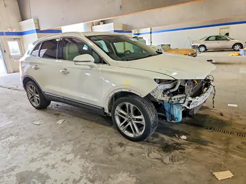 2019 LINCOLN MKC VIN 5LMCJ3D93KUL03668 фото 4