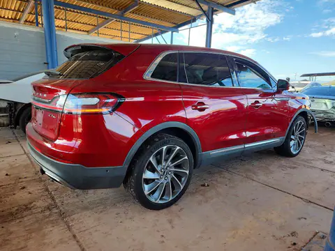 2LMPJ8LP5KBL35873 — 2019 Lincoln Nautilus, zdjęcie 3 z Copart 15.10.2026, Przód