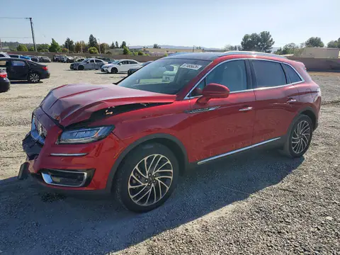 2LMPJ8KP2LBL29046 Lincoln Nautilus 2020 — Front end damage, before-repair photo