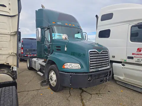 2017 MACK 600 VIN 1M1AW01X8HM009483 фото 4