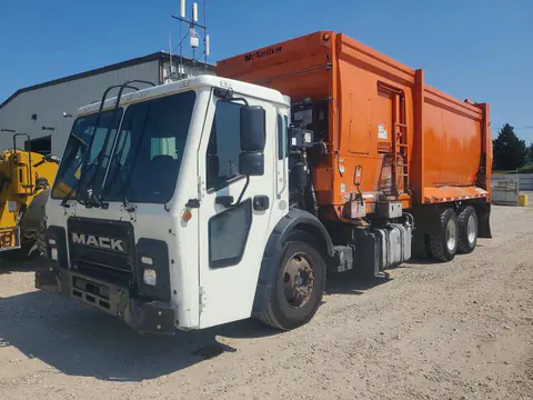 1M2LR06C5JM003390 — 2018 Mack 600, Мелкие вмятины и царапины (Minor Dent/Scratches), фото до ремонта
