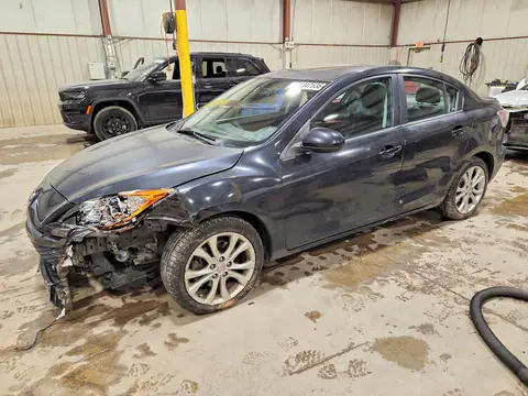 JM1BL1W64B1363996 — 2011 Mazda 3, Передняя часть (Front End), фото до ремонта