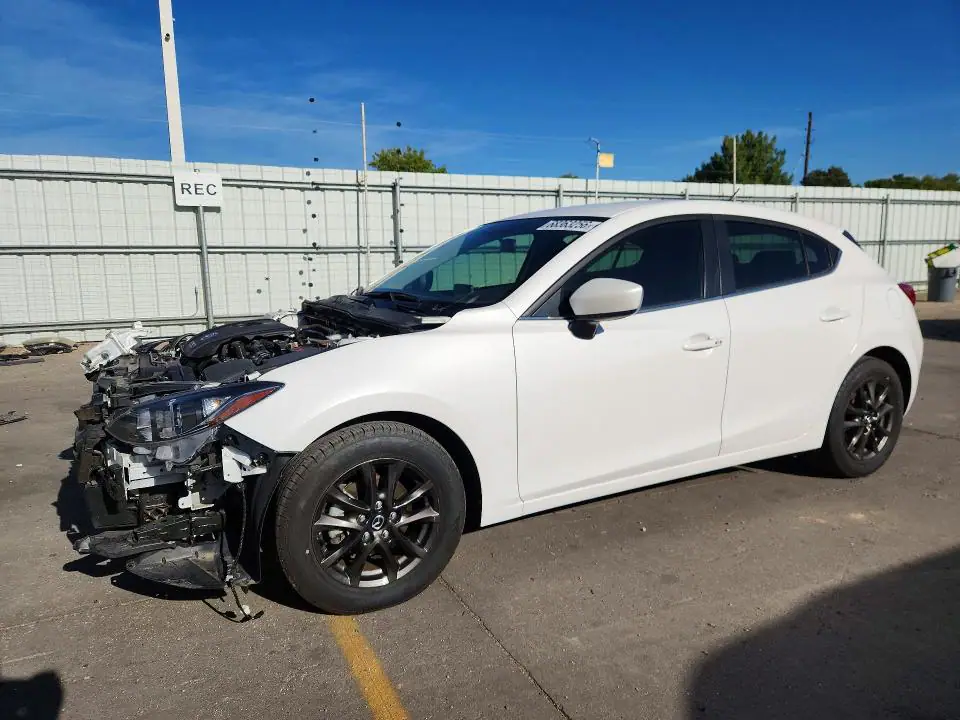 3MZBM1L79FM163485 Mazda 3 2015 — Front end damage, before-repair photo