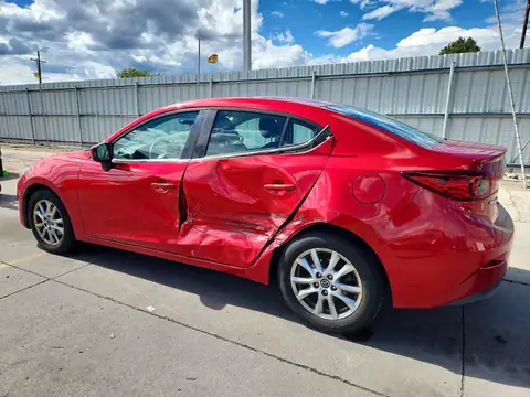 3MZBM1V73FM233141 — 2015 Mazda 3, photo 2 from Copart 14.10.2026, Side