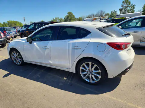 JM1BM1N33G1340219 — 2016 Mazda 3, photo 2 from Copart 19.10.2026, Front end