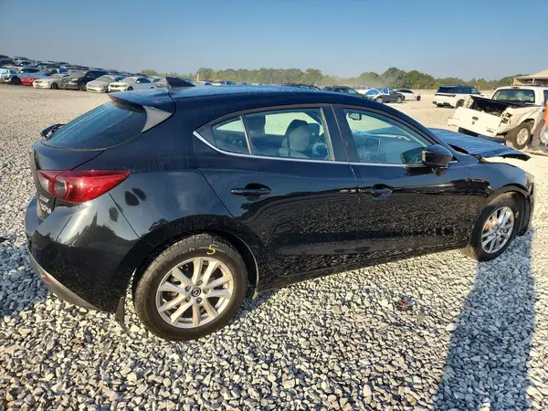 3MZBM1M76GM324357 — 2016 Mazda 3, photo 3 from Copart 01.10.2026, Front end
