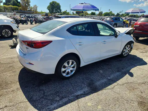 3MZBM1T74GM325671 — 2016 Mazda 3, photo 3 from Copart 13.10.2026, Front end