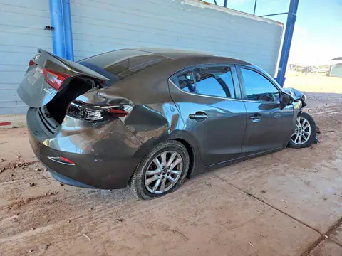 JM1BM1V79G1278733 — 2016 Mazda 3, photo 3 from Copart 15.10.2026, Front end