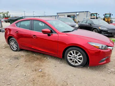 3MZBN1U77HM112467 — 2017 Mazda 3, zdjęcie 4 z Copart 21.10.2026, Zalanie