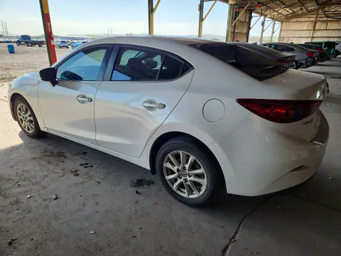 3MZBN1U72HM124221 — 2017 Mazda 3, photo 2 from Copart 26.10.2026, Minor dents and scratches