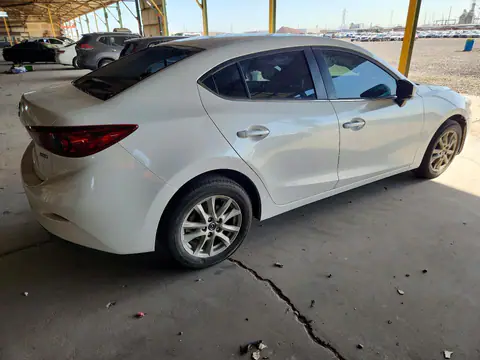 3MZBN1U72HM124221 — 2017 Mazda 3, photo 3 from Copart 26.10.2026, Minor dents and scratches