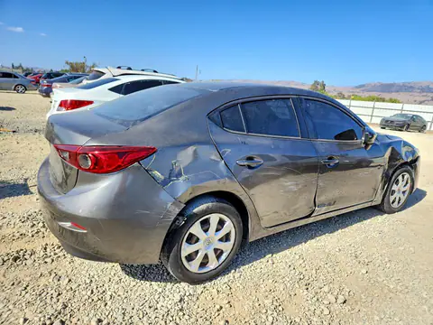 3MZBN1U71HM153709 — 2017 Mazda 3, photo 3 from Copart 27.10.2026, Front end