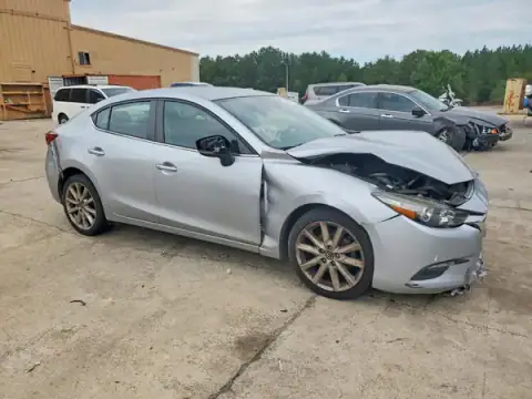 3MZBN1V7XHM104541 — 2017 Mazda 3, zdjęcie 4 z Copart, Przód