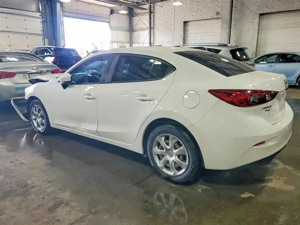 3MZBN1U72HM134747 — 2017 Mazda 3, zdjęcie 2 z Copart, Przód