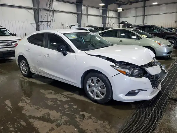 3MZBN1U72HM134747 — 2017 Mazda 3, zdjęcie 4 z Copart, Przód