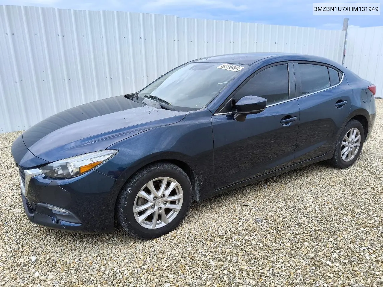 3MZBN1U7XHM131949 Mazda 3 2017 — Minor dents and scratches damage, before-repair photo