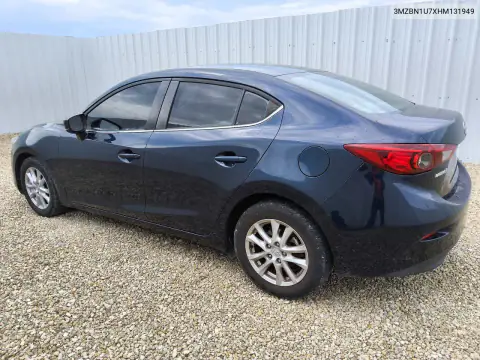 3MZBN1U7XHM131949 — 2017 Mazda 3, photo 2 from Copart 20.10.2026, Minor dents and scratches
