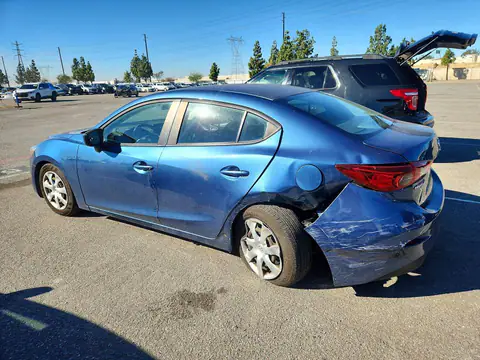 3MZBN1U7XHM156253 — 2017 Mazda 3, zdjęcie 2 z Copart 22.10.2026, Tył