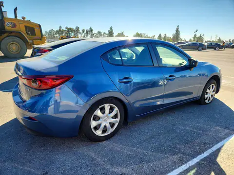 3MZBN1U7XHM156253 — 2017 Mazda 3, zdjęcie 3 z Copart 22.10.2026, Tył