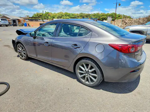 2018 Mazda 3 VIN 3MZBN1V38JM256403 фото 2