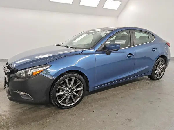 3MZBN1V33JM257880 Mazda 3 2018 — Front end damage, before-repair photo
