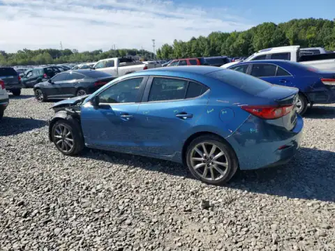 3MZBN1V38JM252142 — 2018 Mazda 3, photo 2 from Copart 01.10.2026, Front end