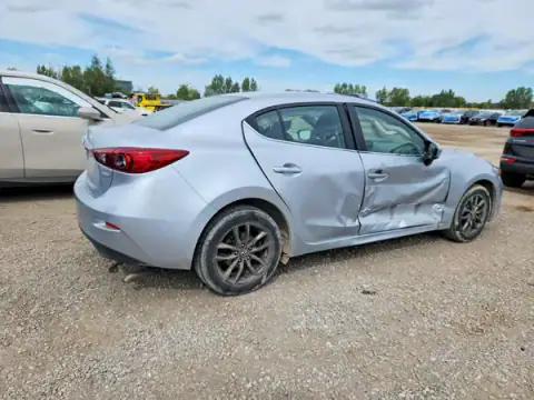 3MZBN1V70JM238044 — 2018 Mazda 3, zdjęcie 3 z Copart 24.09.2026, Bok