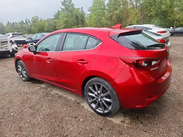 3MZBN1M3XJM189790 — 2018 Mazda 3, photo 2 from Copart, Rear end