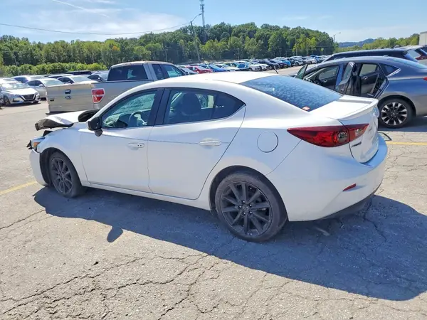 3MZBN1V38JM183226 — 2018 Mazda 3, photo 2 from Copart 19.10.2026, Front end