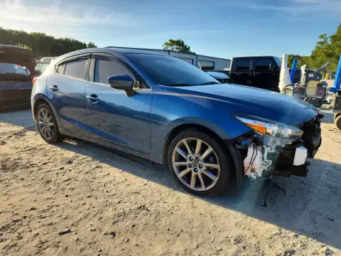 3MZBN1L36JM260727 — 2018 Mazda 3, photo 4 from Copart, Front end