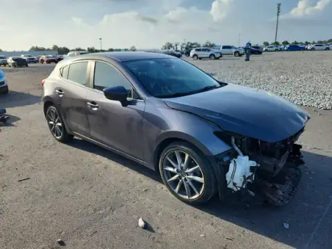 3MZBN1L30JM250114 — 2018 Mazda 3, photo 4 from Copart 28.09.2026, Front end
