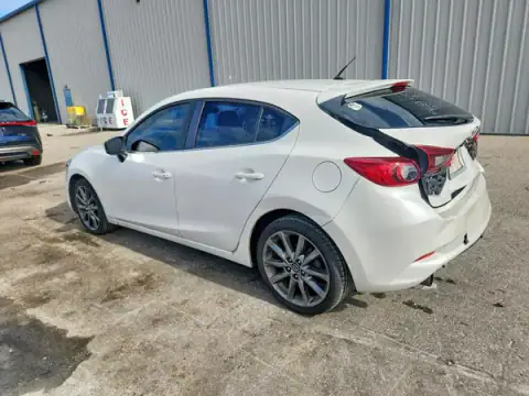3MZBN1L36JM265460 — 2018 Mazda 3, photo 2 from Copart, Front end