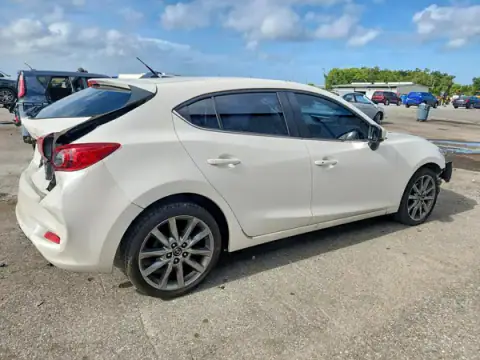3MZBN1L36JM265460 — 2018 Mazda 3, photo 3 from Copart, Front end