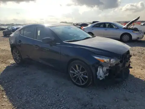 3MZBN1V37JM215745 — 2018 Mazda 3, photo 4 from Copart, Rear end