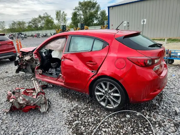 3MZBN1L37JM251079 — 2018 Mazda 3, photo 2 from Copart, Front end