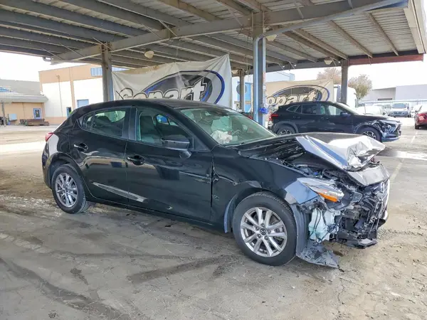 3MZBN1K70JM226450 — 2018 Mazda 3, photo 4 from Copart, Front end