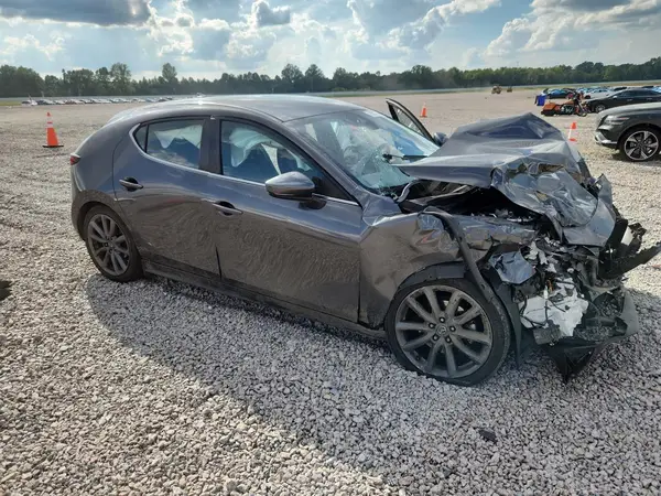 JM1BPBMM2K1135250 — 2019 Mazda 3, фото 4 с аукциона Copart, Передняя часть